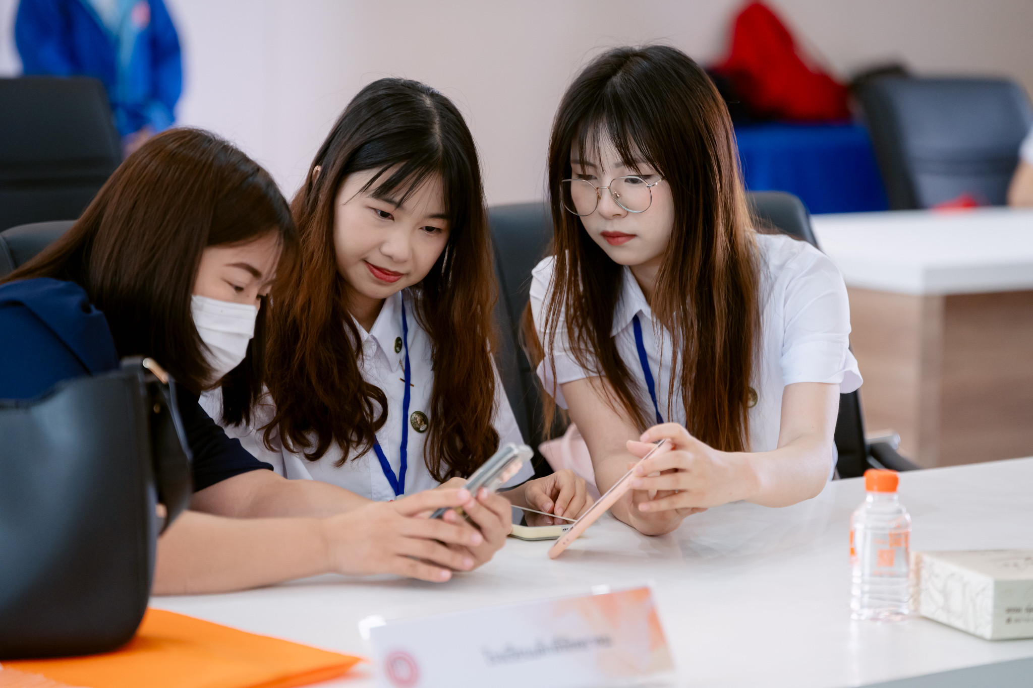 กิจกรรมส่งมอบนักศึกษาฝึกประสบการณ์วิชาชีพครูสอนภาษาจีน