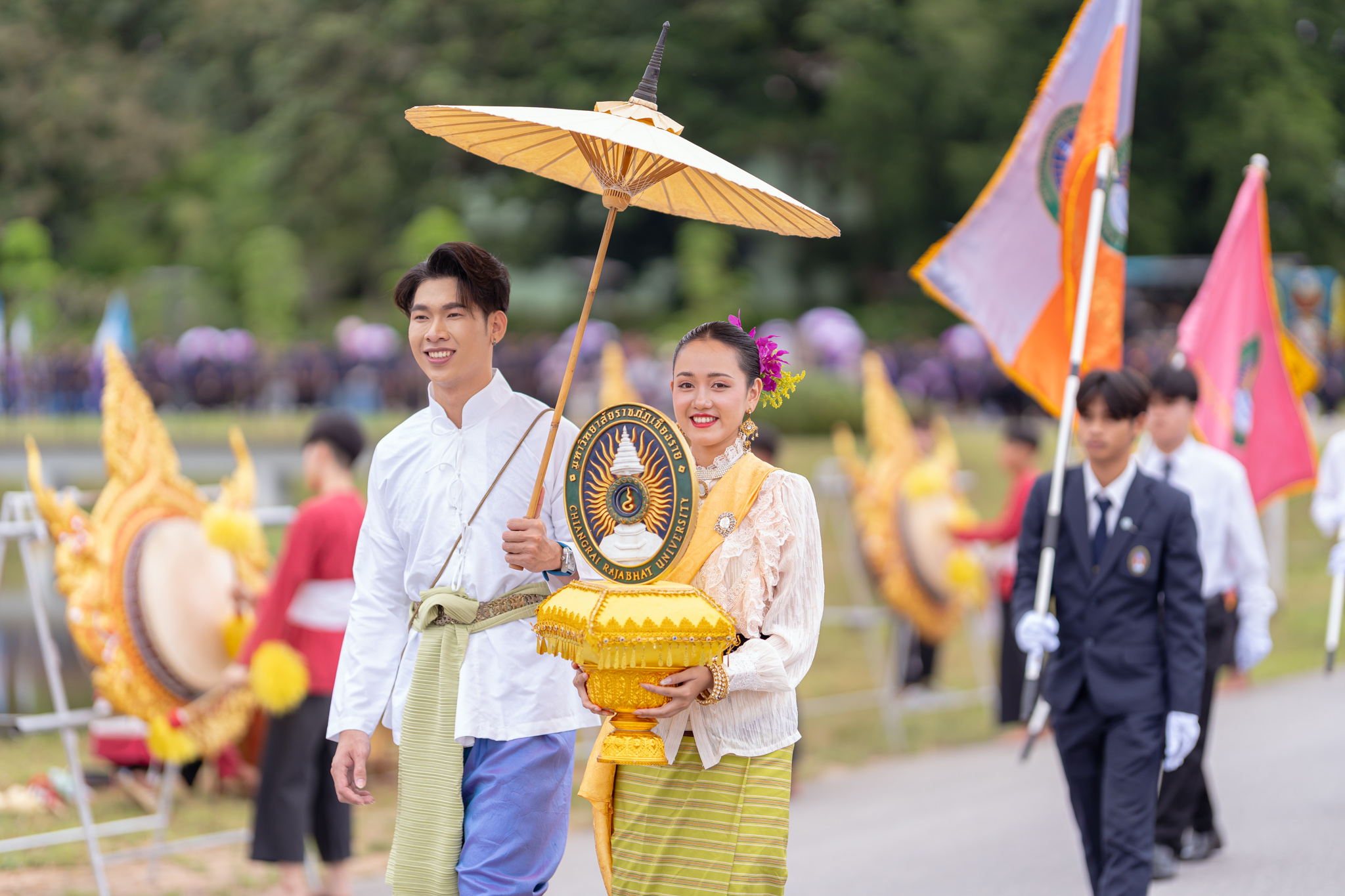 แสดงความยินดีกับ  บัณฑิตใหม่คณะมนุษยศาสตร์และสังคมศาสตร์