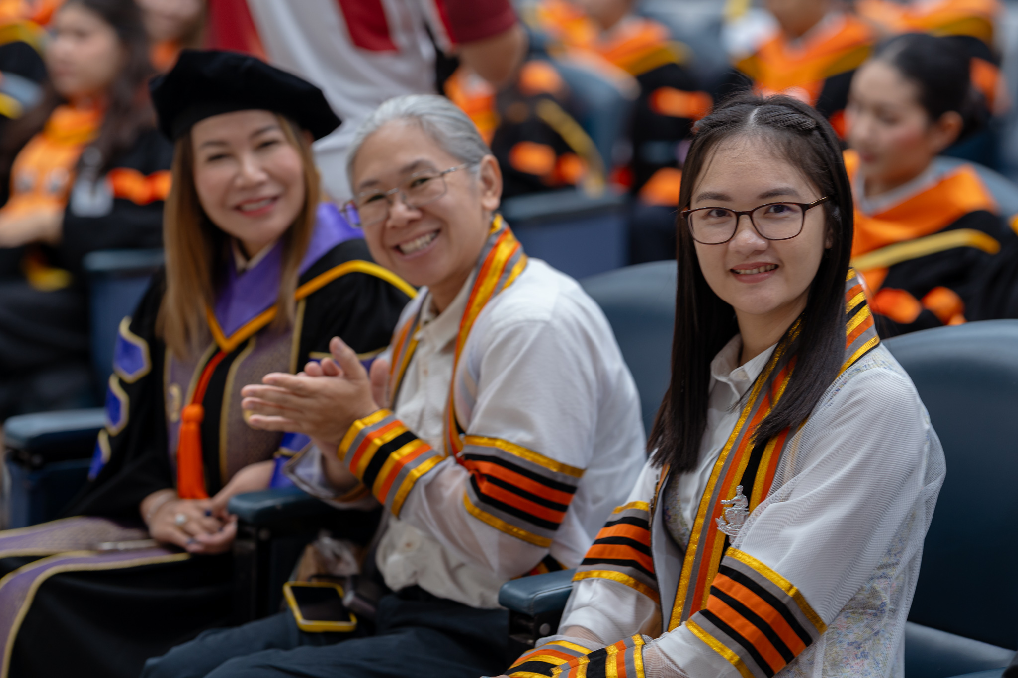 แสดงความยินดีกับ  บัณฑิตใหม่คณะมนุษยศาสตร์และสังคมศาสตร์