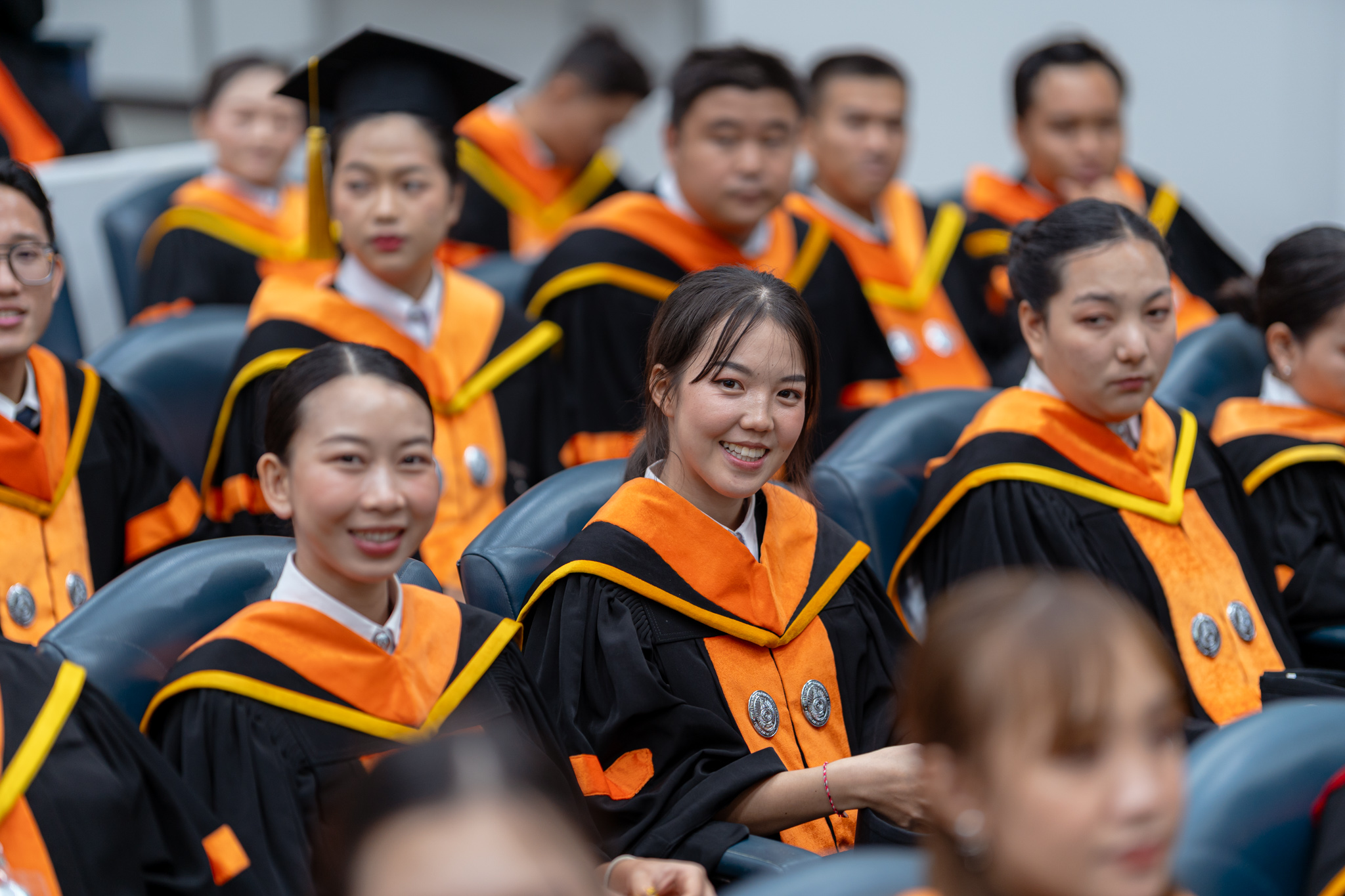 แสดงความยินดีกับ  บัณฑิตใหม่คณะมนุษยศาสตร์และสังคมศาสตร์