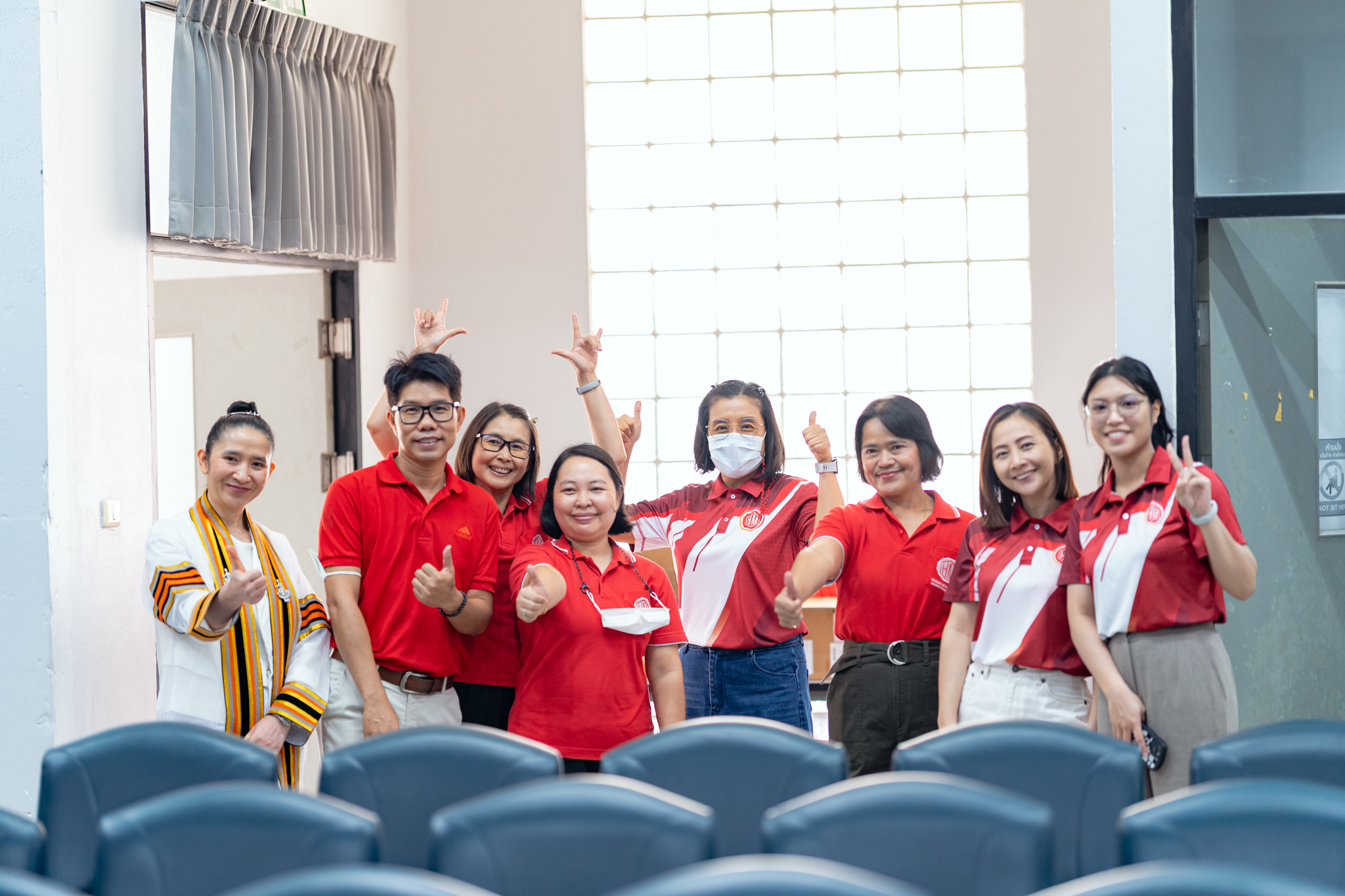 แสดงความยินดีกับ  บัณฑิตใหม่คณะมนุษยศาสตร์และสังคมศาสตร์