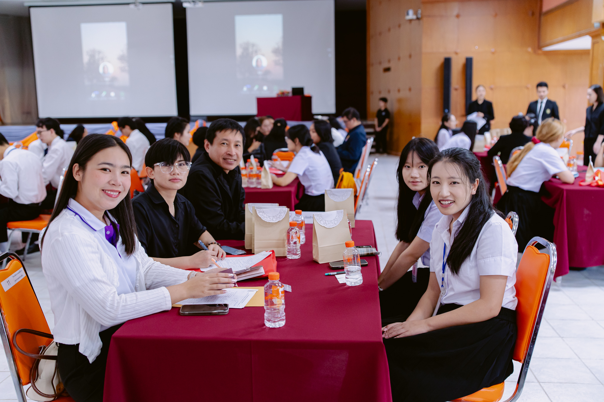 กิจกรรมอบรมการเตรียมความพร้อมการฝึกประสบการณ์และข้อกำหนดการดูแลรับผิดชอบนักศึกษาฝึกประสบการณ์วิชาชีพครูสอนภาษาจีน จาก Pu'er University