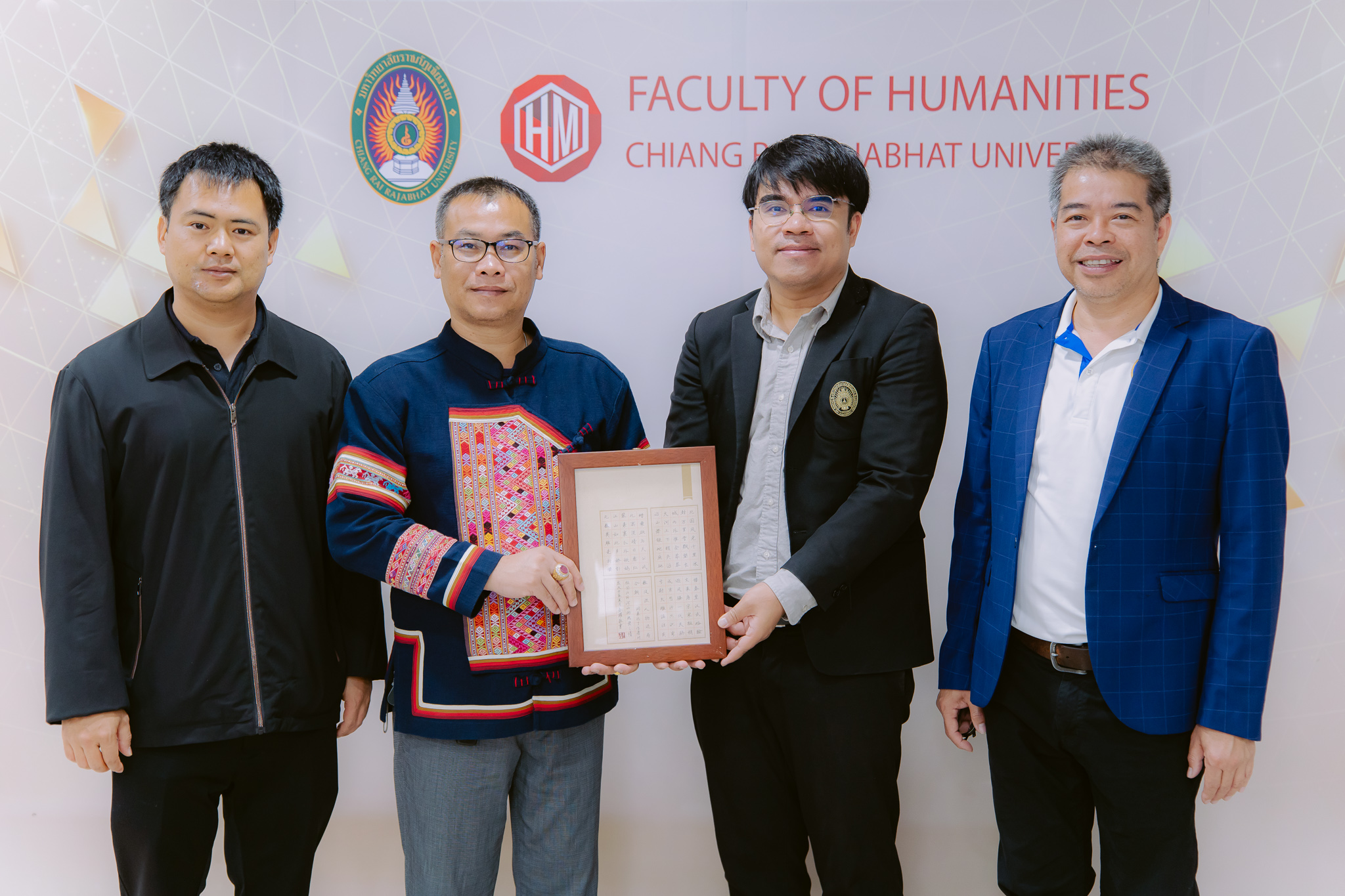 รองชนะเลิศอันดับ 2 ในการแข่งขัน Jinbu Cup ครั้งที่ 7