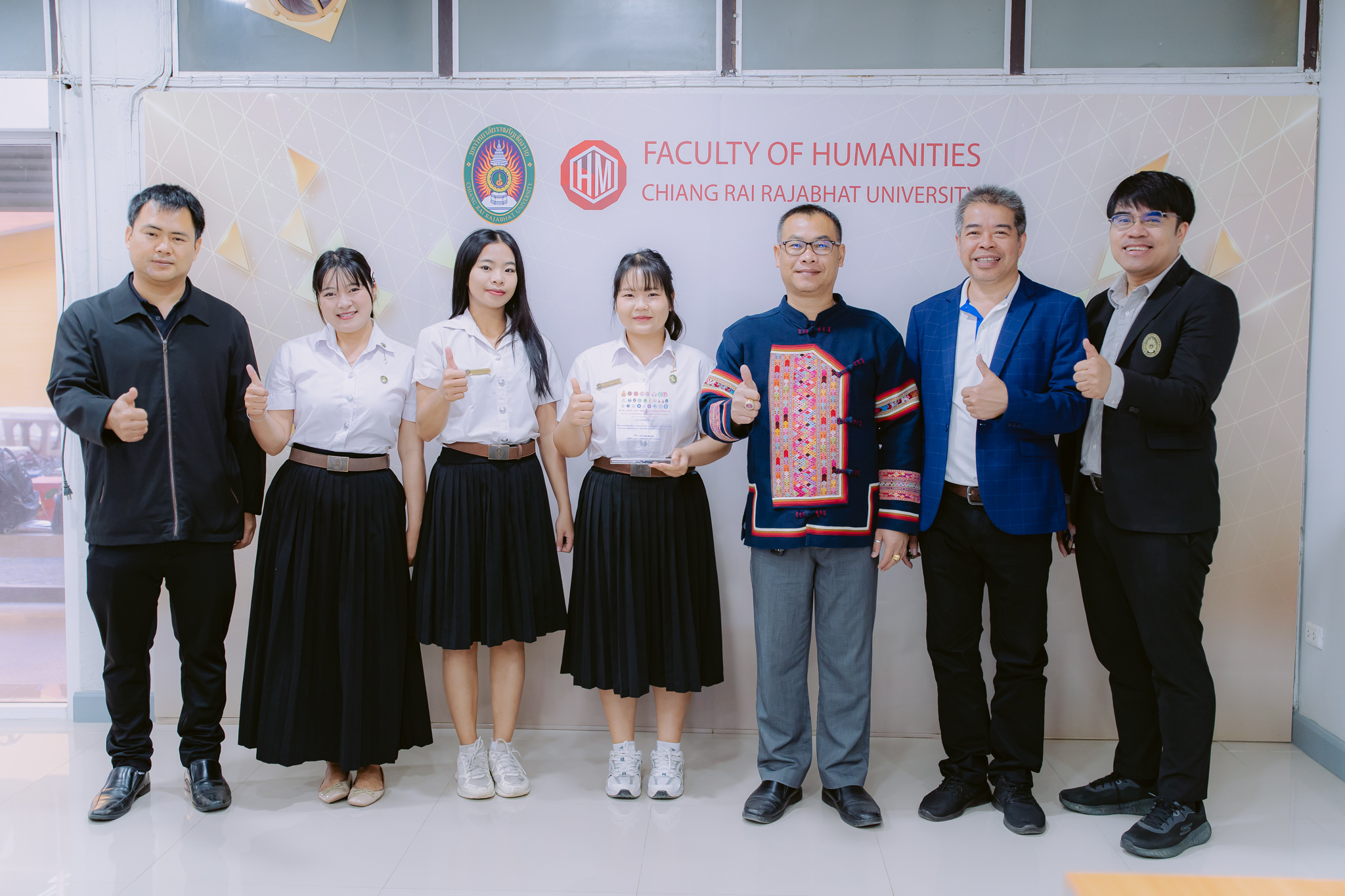 รองชนะเลิศอันดับ 2 ในการแข่งขัน Jinbu Cup ครั้งที่ 7