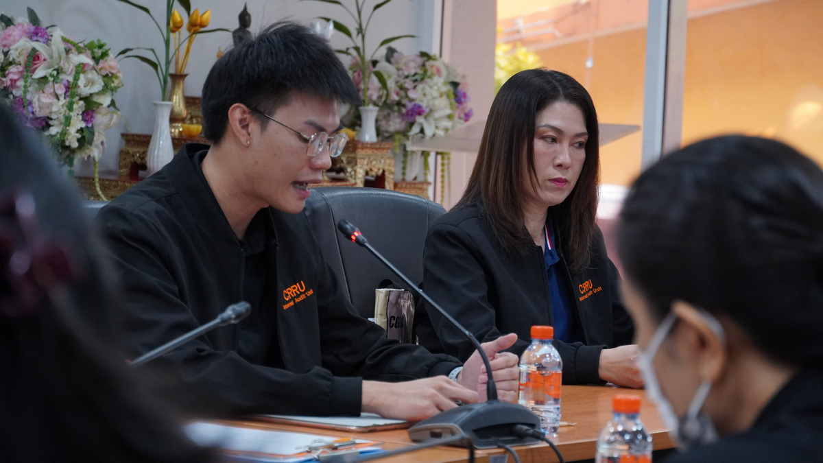 ร่วมต้อนรับทีมงานจากหน่วยตรวจสอบภายใน นำโดยผู้ช่วยศาสตราจารย์สุรชัย  อุฬารวงศ์ เพื่อประชุมการปิดตรวจสอบการดำเนินการตามแผนการตรวจสอบประจำปีงบประมาณ พ.ศ. ๒๕๖๙